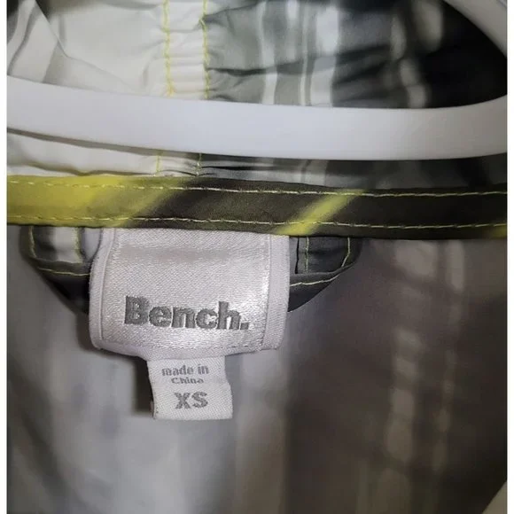 Bench Rain Jacket - Picture 3 of 4